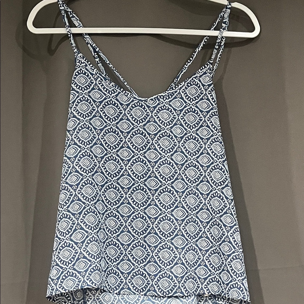 Hollister Blue White Patterned Women's Strappy Tank Top Light - Size small